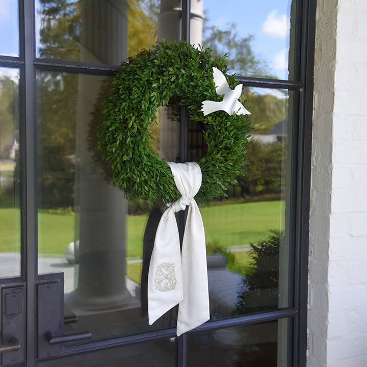 18” Round - Boxwood Wreath