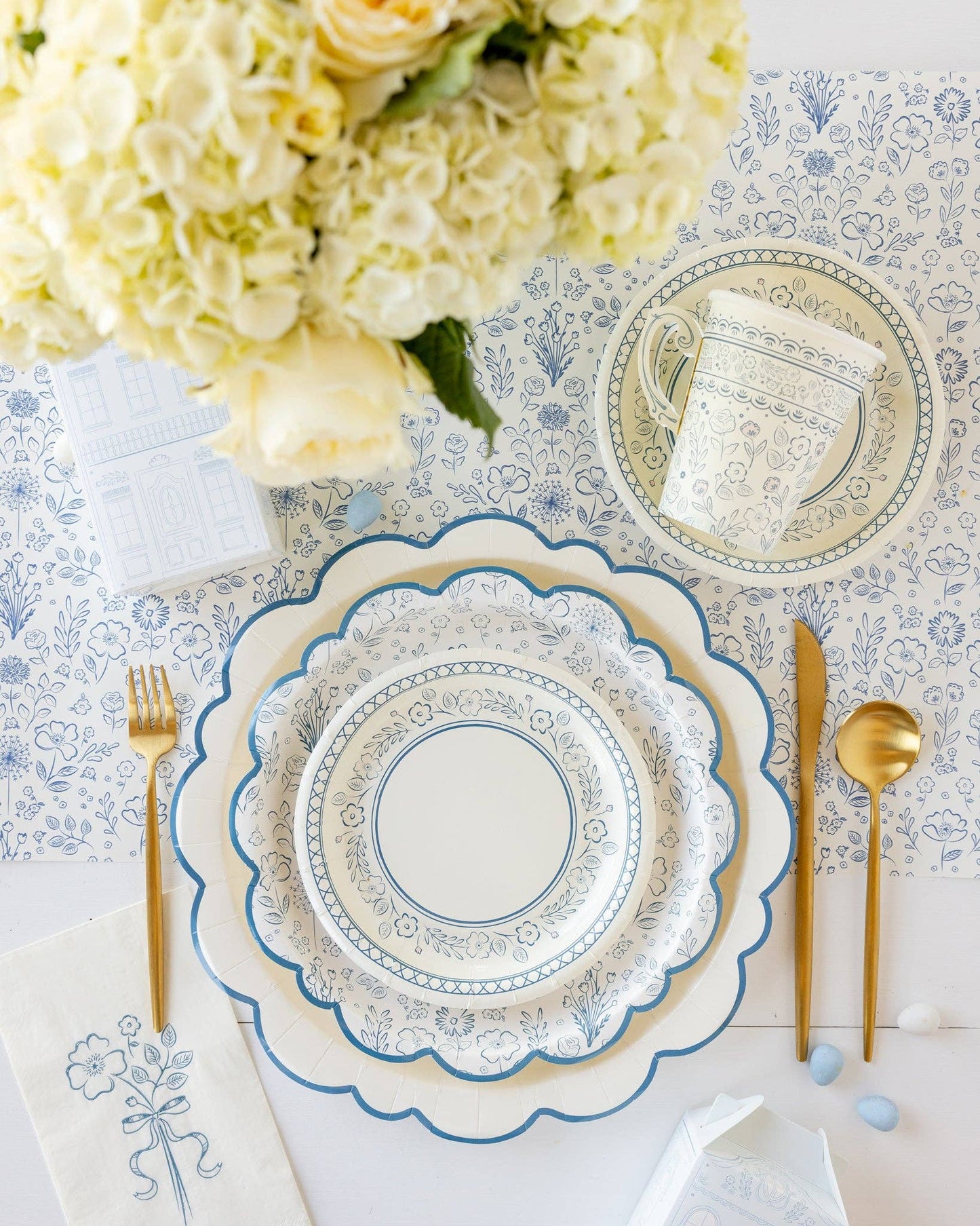 PEM1042 - Pembroke Cream with Blue Edge 12" Paper Plate