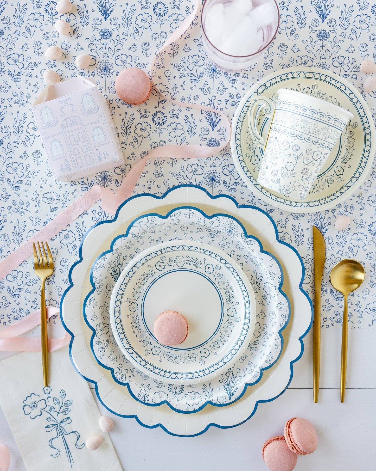 PEM1042 - Pembroke Cream with Blue Edge 12" Paper Plate