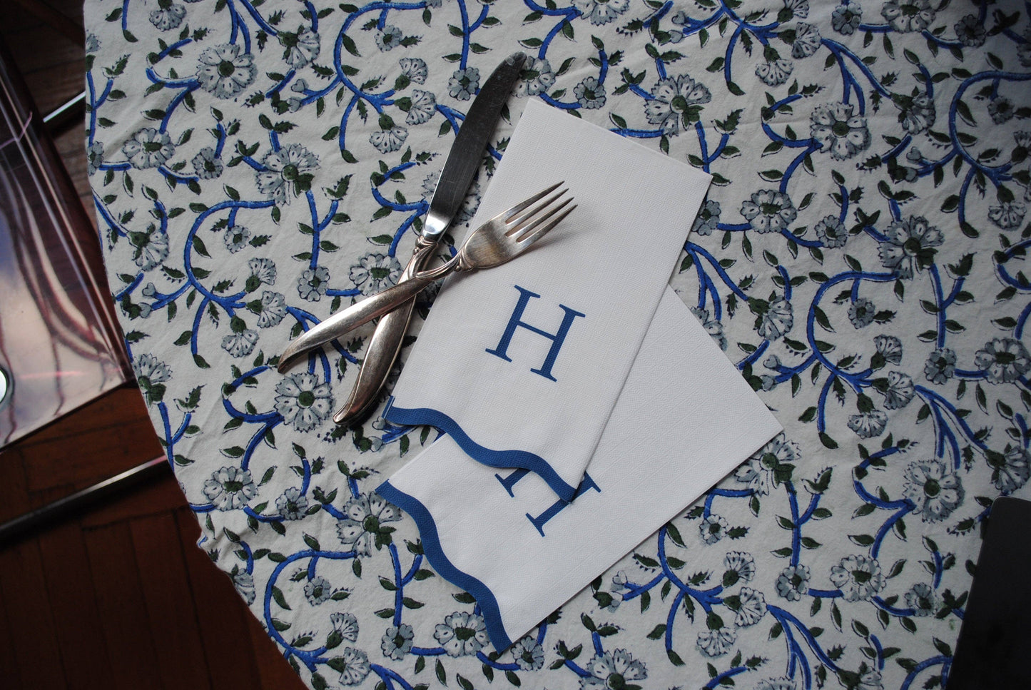 Letter “H” Initials Monogram Paper Napkins - Blue and White Scalloped