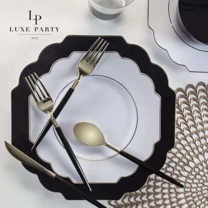 Scalloped Plastic Plates • White • Gold trim | 10 Pack