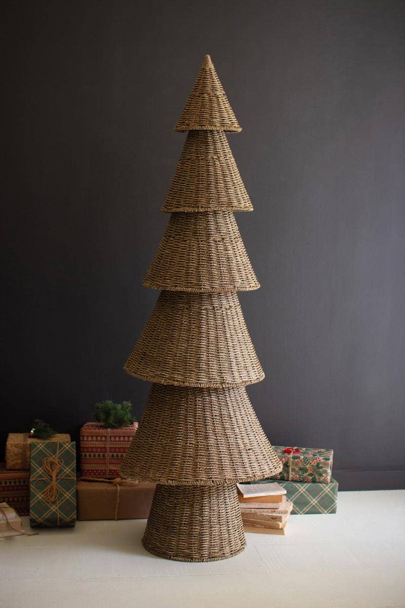 WOVEN VINE CHRISTMAS TREE