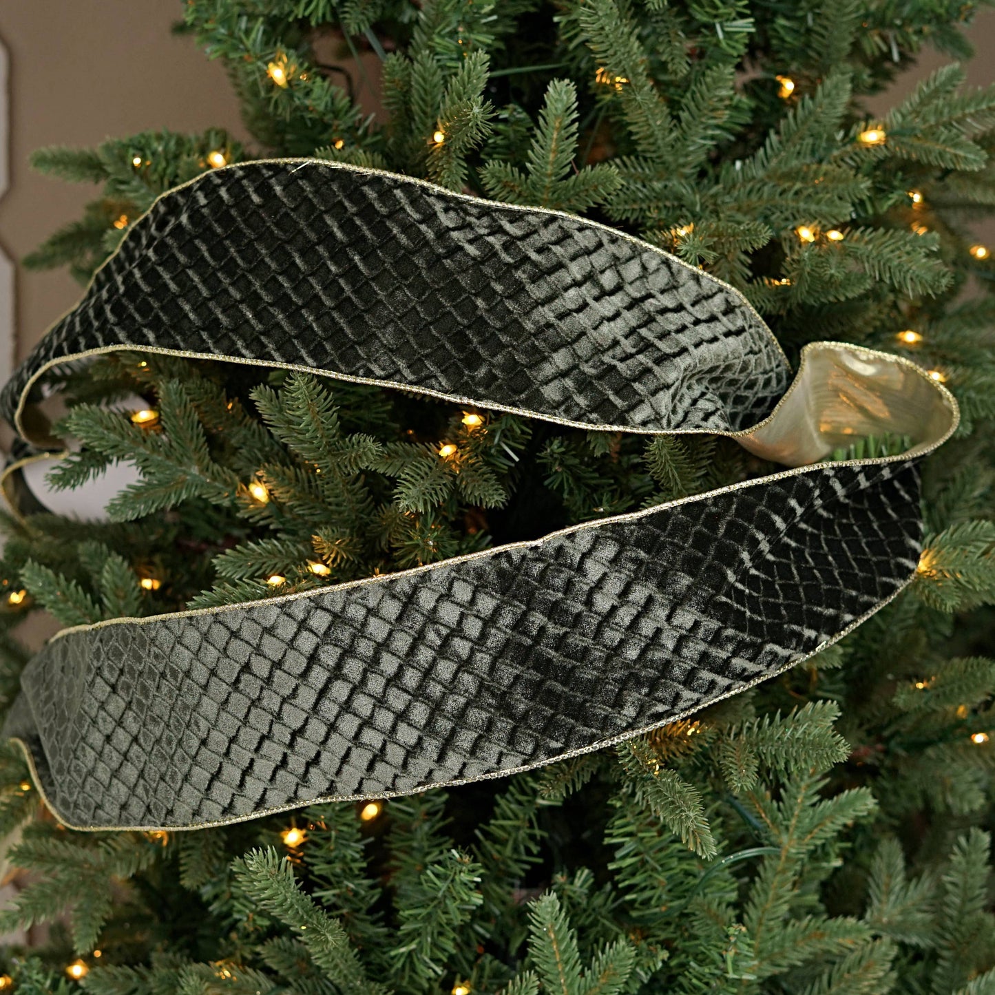57R1302- Velvet Wired Ribbon-4inx10YD-Olive Green Diamond/Go