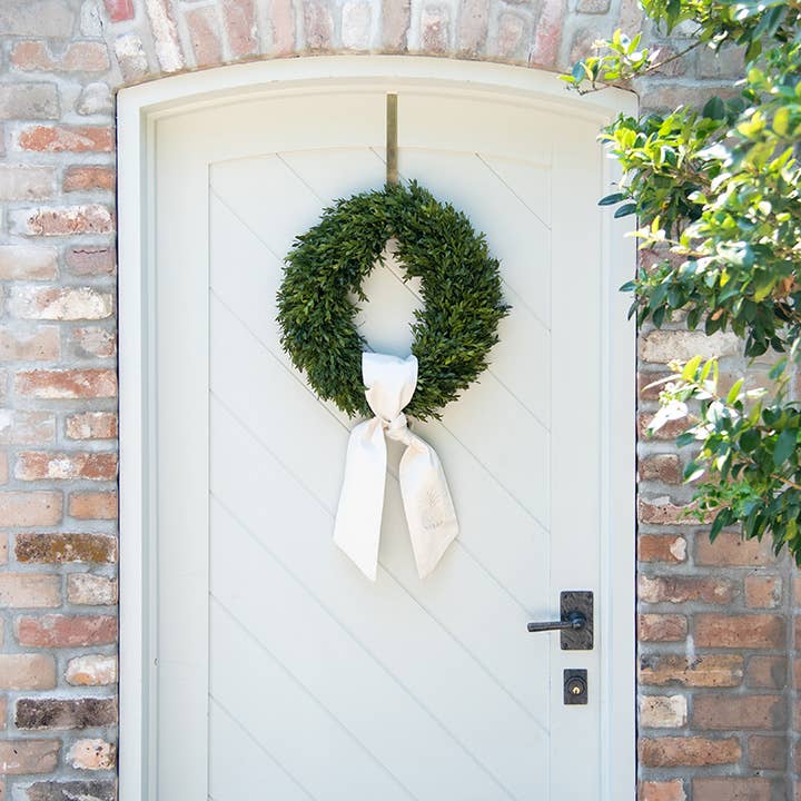 18” Round - Boxwood Wreath