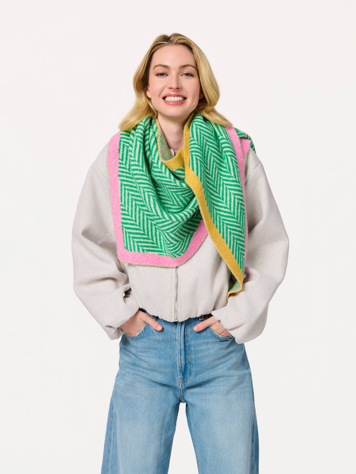 ZIGGY TRIANGLE SCARF