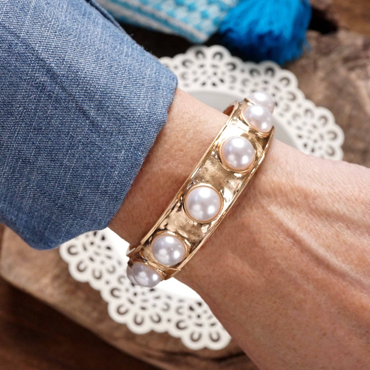 Eternity Statement Bangle Gold Tone Red Blue Brown Green Black Pearl