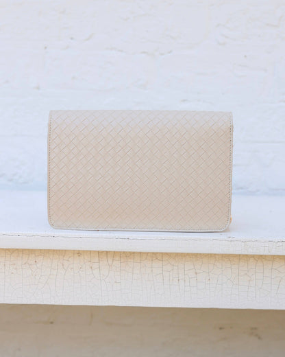Bryn Clutch/Crossbody Woven Almond