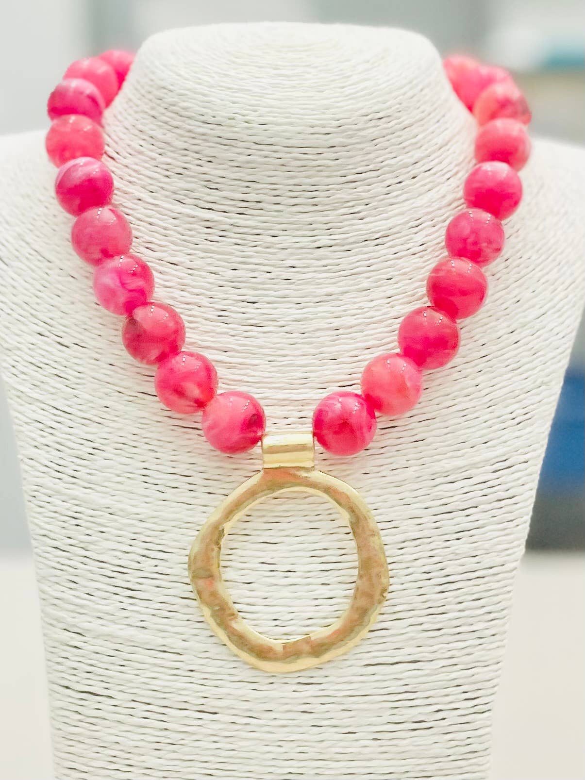 PENDANT - Big Ball Necklace w/Pendant (raspberry)