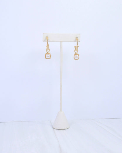 Anika Textured Medium Hoop With Dangle Pearl
