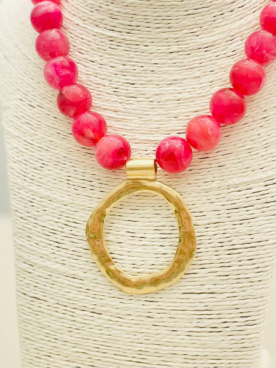PENDANT - Big Ball Necklace w/Pendant (raspberry)