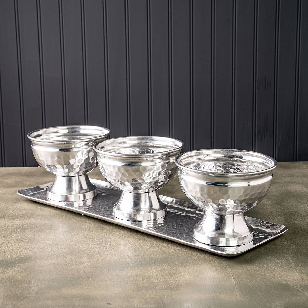 Hammered Tray Set 3 Bowls