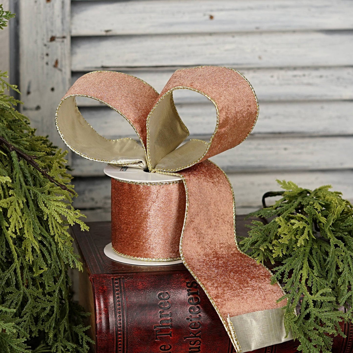 57R1261- Velvet Wired Ribbon-2.5inx10YD-Caramel/Gold Wire/Me