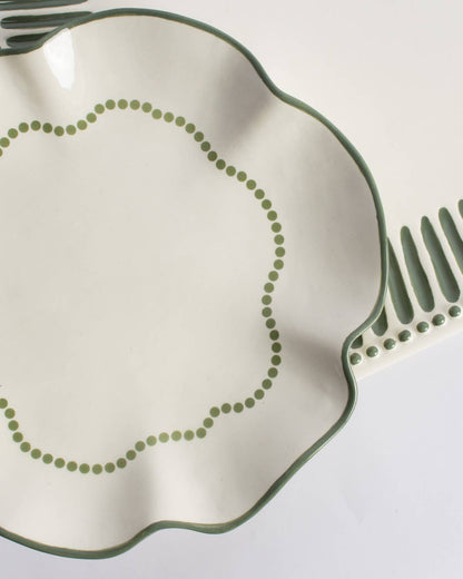 Evelyn Plate  White/Green   8"