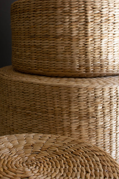 SET OF THREE ROUND NATURAL SEAGRASS RISERS