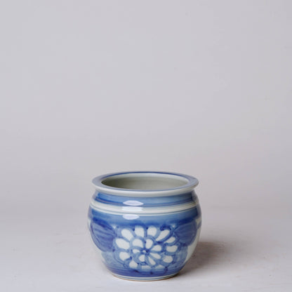 Hand Painted Floral Blue and White Porcelain Small Pot